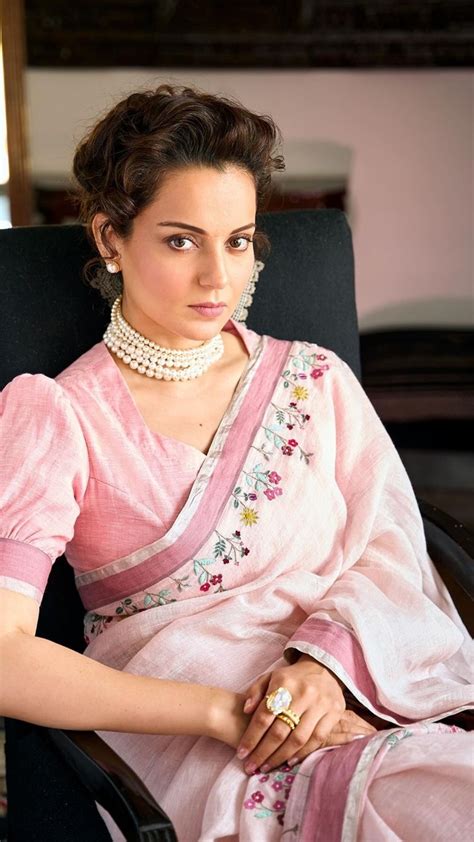 kangana ranaut navel|Kangana Ranaut's 5 gorgeous saree looks .